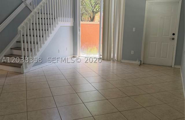 2321 Mariner Ct Gallery 3