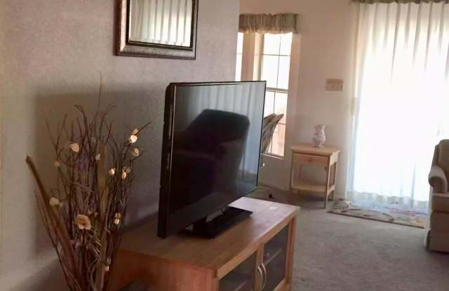 1943 E TORREY PINES Lane Gallery 4