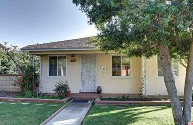 Beautiful Home in San Pedro for Lease - 915 West 28th Street, Los Angeles, CA 90731