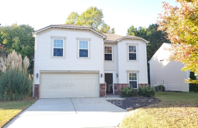 2209 Thorn Crest Dr - 2209 Thorn Crest Drive, Waxhaw, NC 28173