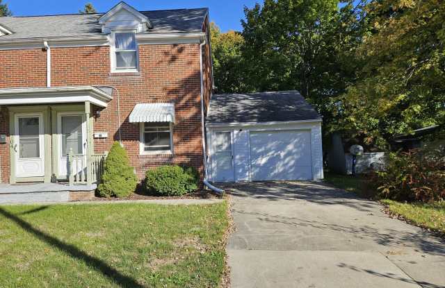 702 Leland Court - 702 Leland Court, Adrian, MI 49221