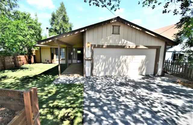 639 Myrtle Ave photos photos