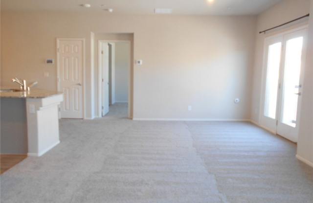 4655 Moonbow Avenue Gallery 4