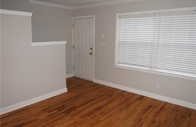 2232 Dunseath Avenue NW Gallery 3