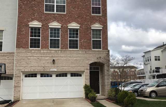 22667 FLOWING SPRING SQUARE photos photos