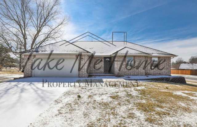 Updated 3-Bed, 2-Bath All-Brick Home for Rent – Southwest Springfield - 3464 West Village Terrace, Greene County, MO 65810