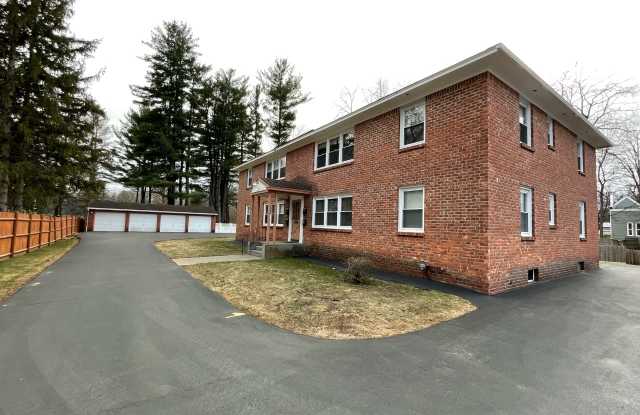 494 Kenwood Ave - 494 Kenwood Avenue, Albany County, NY 12054
