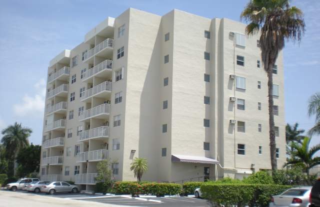 720 Orton Ave photos photos