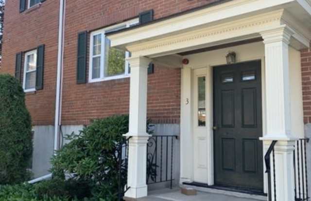 7 Harris Circle - 7 Harris Circle, Arlington, MA 02474
