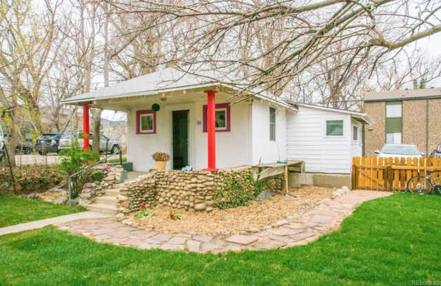 FIRST MONTH FREE! Cozy 2 Bed in Goss Grove - Available Now! photos photos