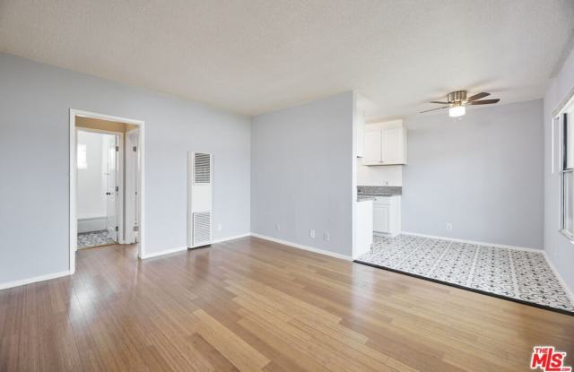 2636 Kansas Ave - 2636 Kansas Avenue, Santa Monica, CA 90404