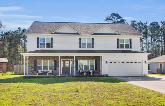 371 Carolina Pines Boulevard Gallery 1