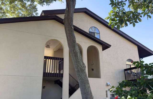 1255 PONCE ISLAND DR F780 photos photos