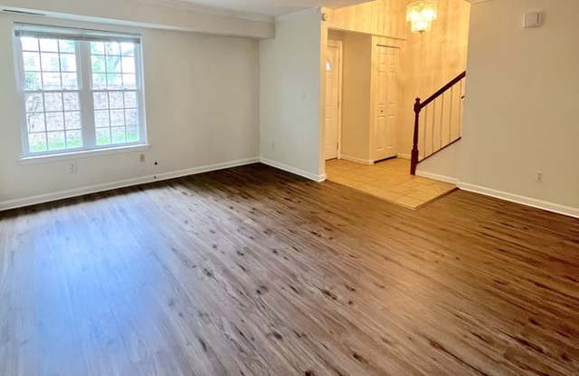 5611 Morningside Court Gallery 4