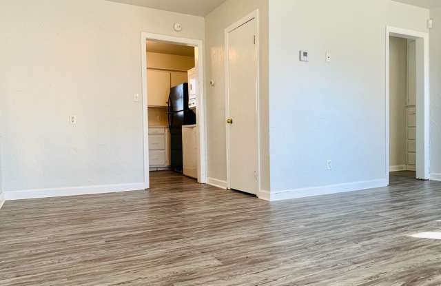 Cute 2BD 1BA Bungalow in Warr Acres!! Gallery 4