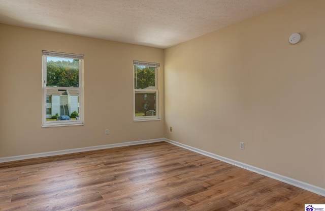 2508 Hilltop Circle Gallery 2