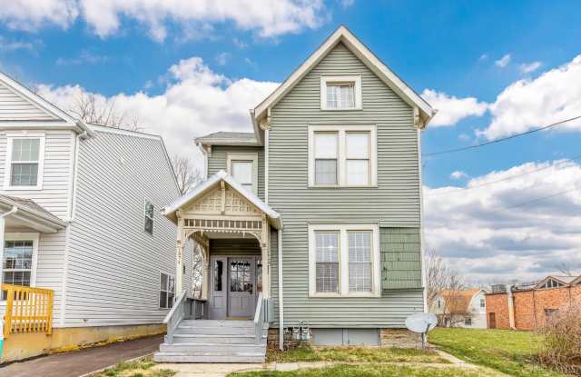 1874 Fairfax Avenue unit: 1 - 1874 Fairfax Avenue, Cincinnati, OH 45207