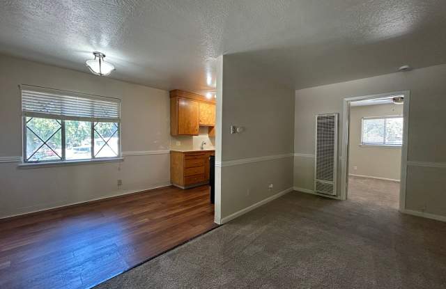 Must See Community in River Park Community ~ East Sac Area photos photos