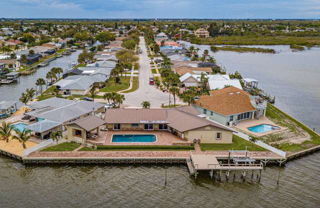 1775 Larchmont Court Gallery 2