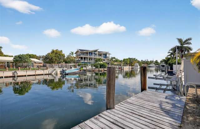 2095 Keystone Blvd photos photos