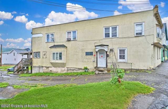 627 MAIN ST photos photos