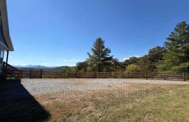573 Highland Creek Drive Gallery 3