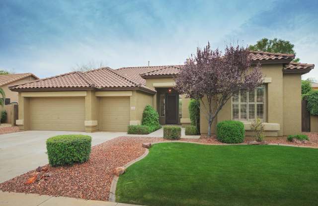 6911 W SAINT JOHN Road - 6911 West Saint John Road, Glendale, AZ 85308