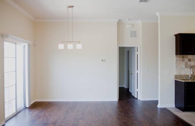 1546 BROKEN OAK DRIVE Gallery 4