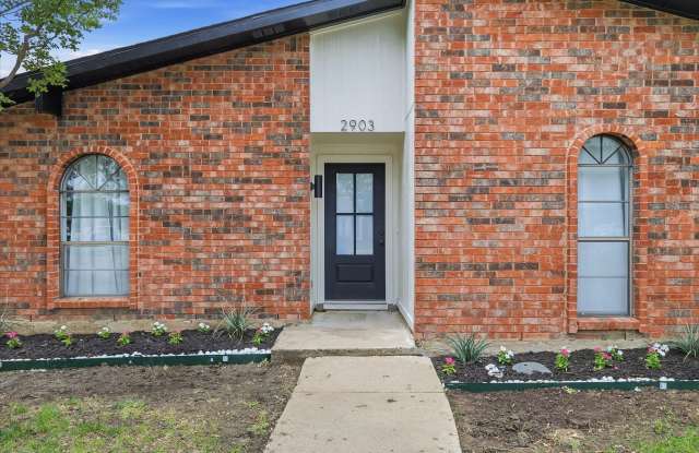 2903 Winterberry Drive Gallery 4