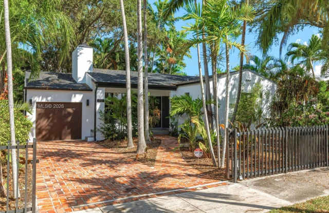 751 NE 80th St photos photos