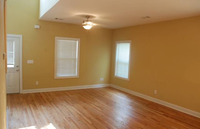 3B/2b Craftsman style house Gallery 3