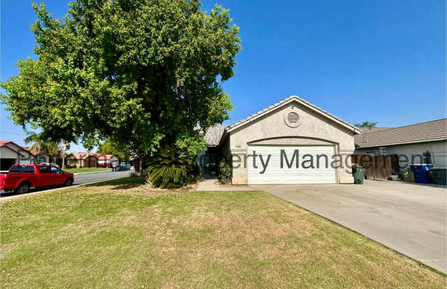 Gorgeous 3 Bed/2 Bath + Office Smart Home in NW Bakersfield w/ Pool, RBP  Security Deposit Alternative Option photos photos