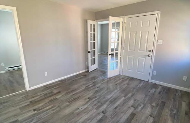 15 120th st - 1 photos photos