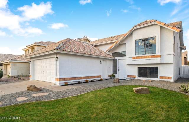 2846 E REDWOOD Lane photos photos