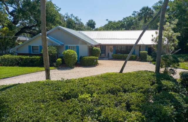 3820 Indian River Drive E - 3820 Indian River Drive East, Vero Beach, FL 32963