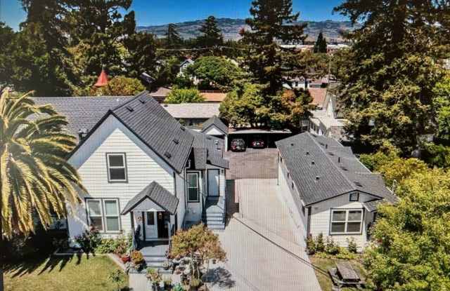 2 Bedroom, 1 Bath West Petaluma Unit photos photos