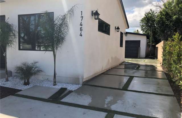17462 Tiara Street Gallery 4