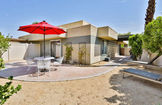 1421 Sunflower Circle N Gallery 2