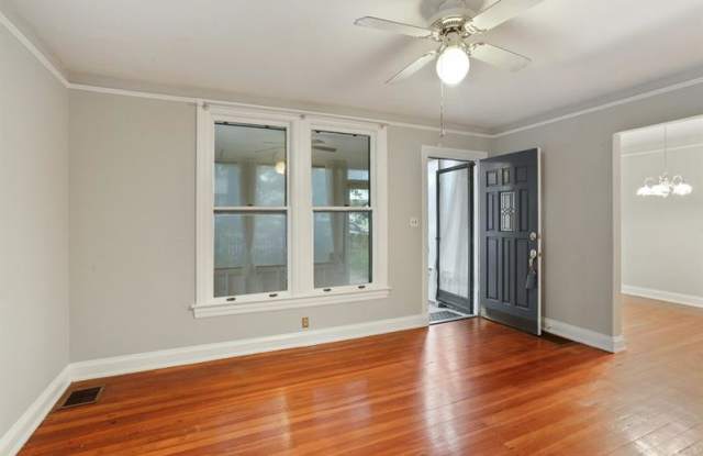 1977 Rugby Avenue Gallery 4