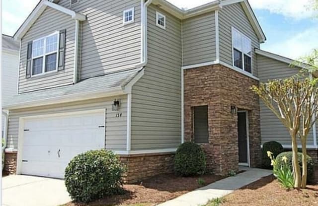 154 Swanee Lane - 154 Swanee Lane, Woodstock, GA 30188