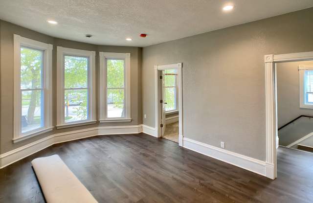 258 South Pearl Street - 2 - 258 South Pearl Street, Albert Lea, MN 56007 258 South Pearl Street - 2 - 258 South Pearl Street, Albert Lea, MN 56007