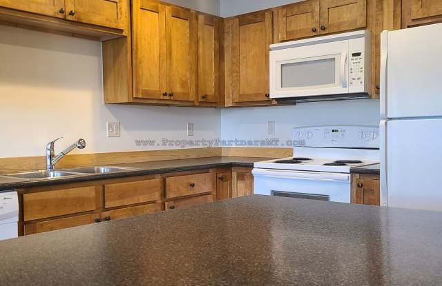 Montana St 905 photos photos Montana St 905 photos photos