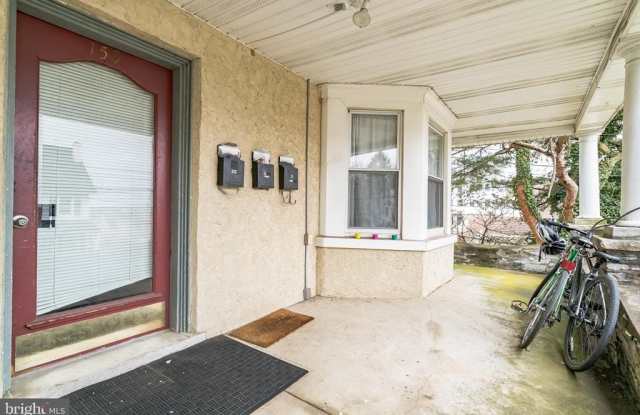 159 JOSEPHINE AVENUE Gallery 1