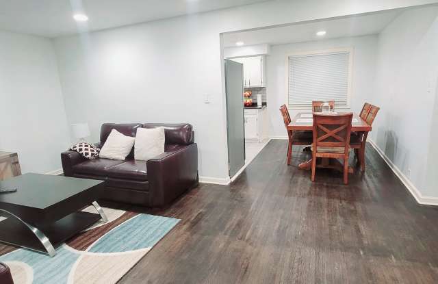 70 Vern Lane Gallery 3