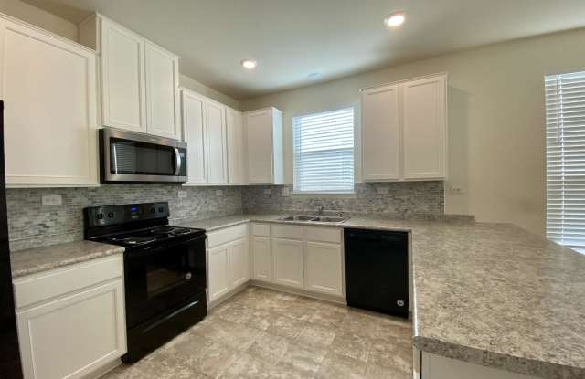 647 Anthem Ln Gallery 4