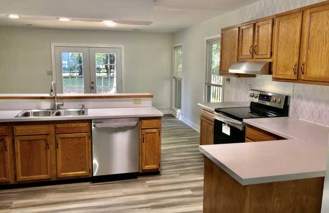 612 Heathermoor Court Gallery 3