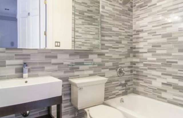 205 W 13th St photos photos