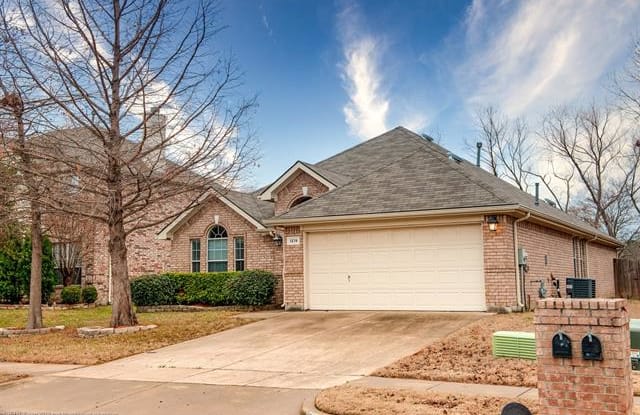 1219 Clearwater Drive - 1219 Clearwater Drive, Grand Prairie, TX 75052