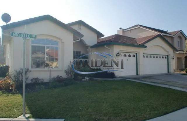 4 bedroom, 3 bath house Gallery 1