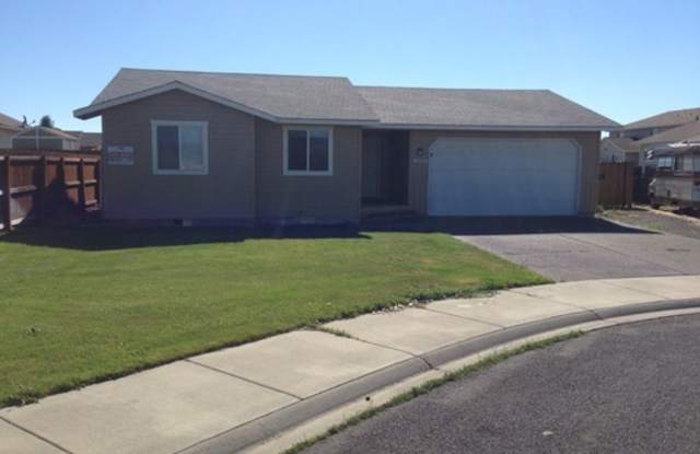 One Block from CWU! photos photos